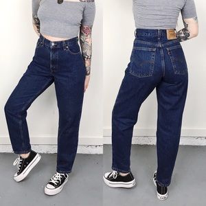 VINTAGE LEVI’S 550 High Rise Relaxed Fit Mom Jeans Size 26